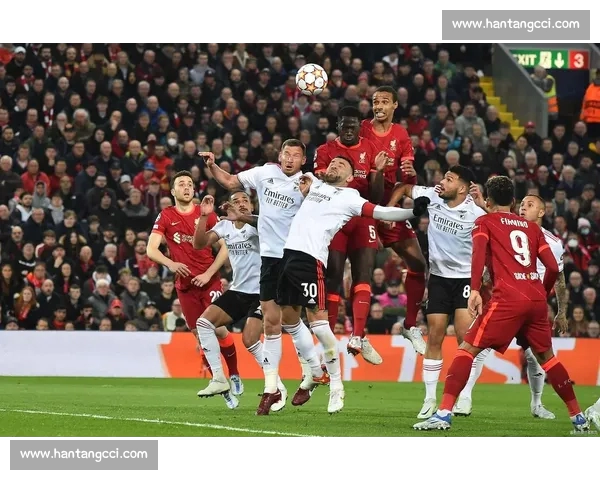 英超历史交锋数据分析 曼联与利物浦竞争态势演变 英超历史交锋数据分析 曼联与利物浦竞争态势演变